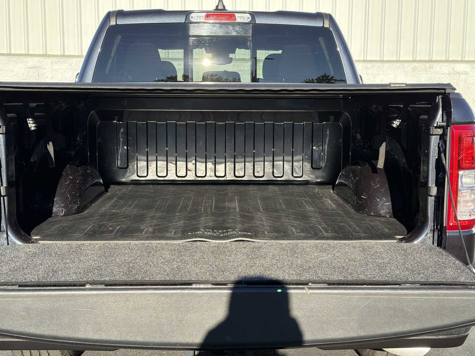 Used 2021 RAM 1500 Big Horn image 28