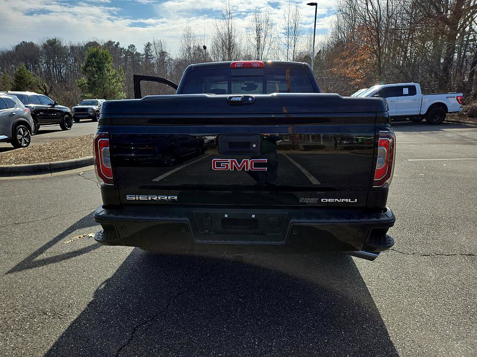 Used 2018 GMC Sierra 1500 Denali w/ Denali Ultimate Package image 23