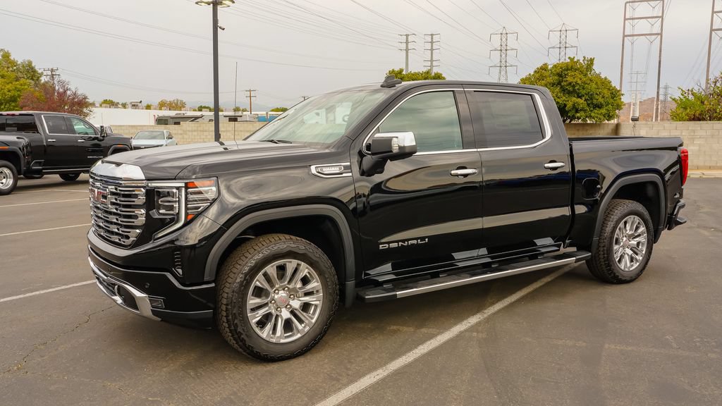 New 2026 GMC Sierra 1500 Denali AWD/4WD image 3