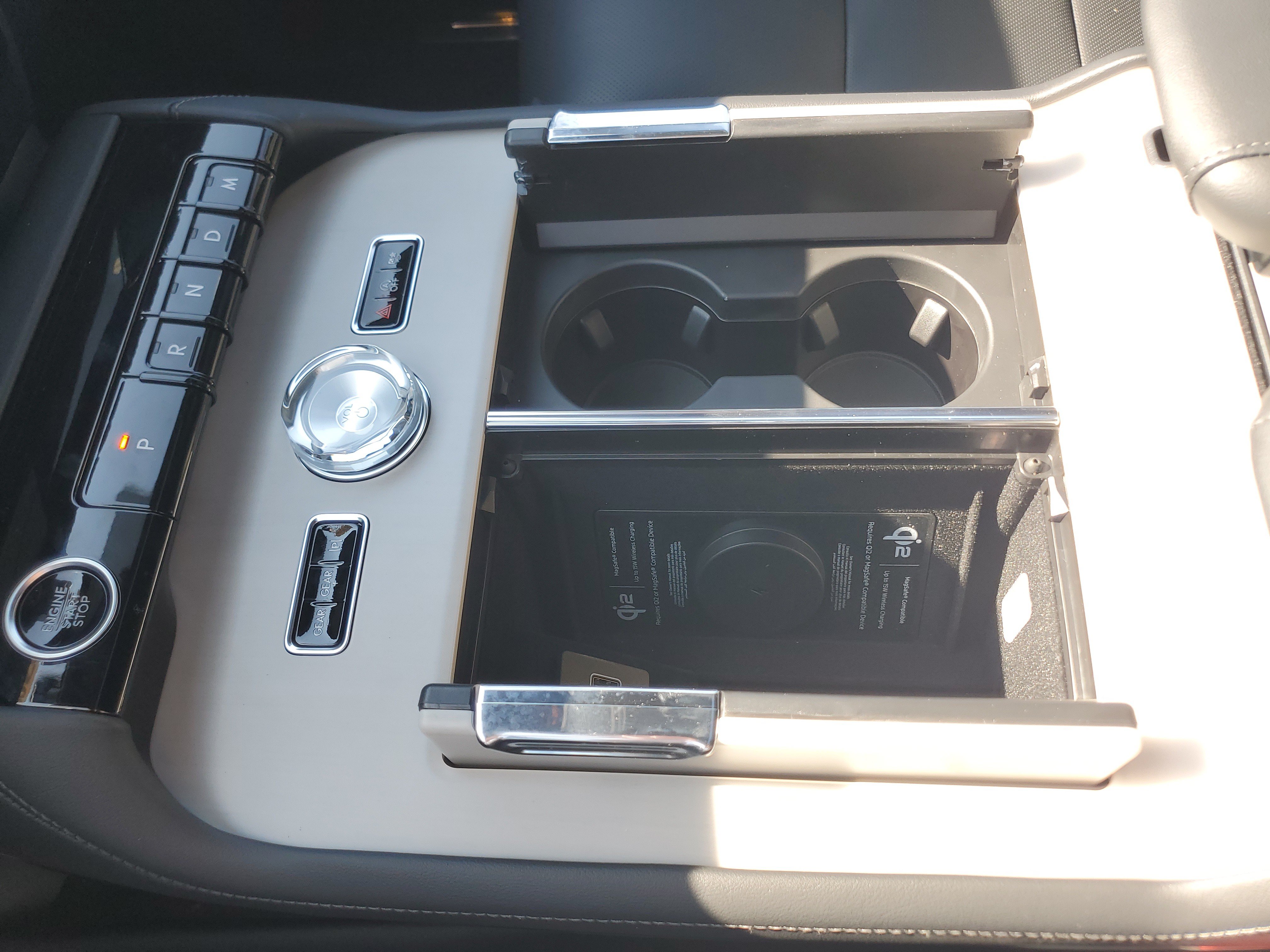 New 2027 Lincoln Navigator Reserve w/ Jet Appearance Package AWD/4WD image 26