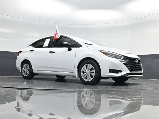 Used 2025 Nissan Versa S w/ Trunk Package image 47