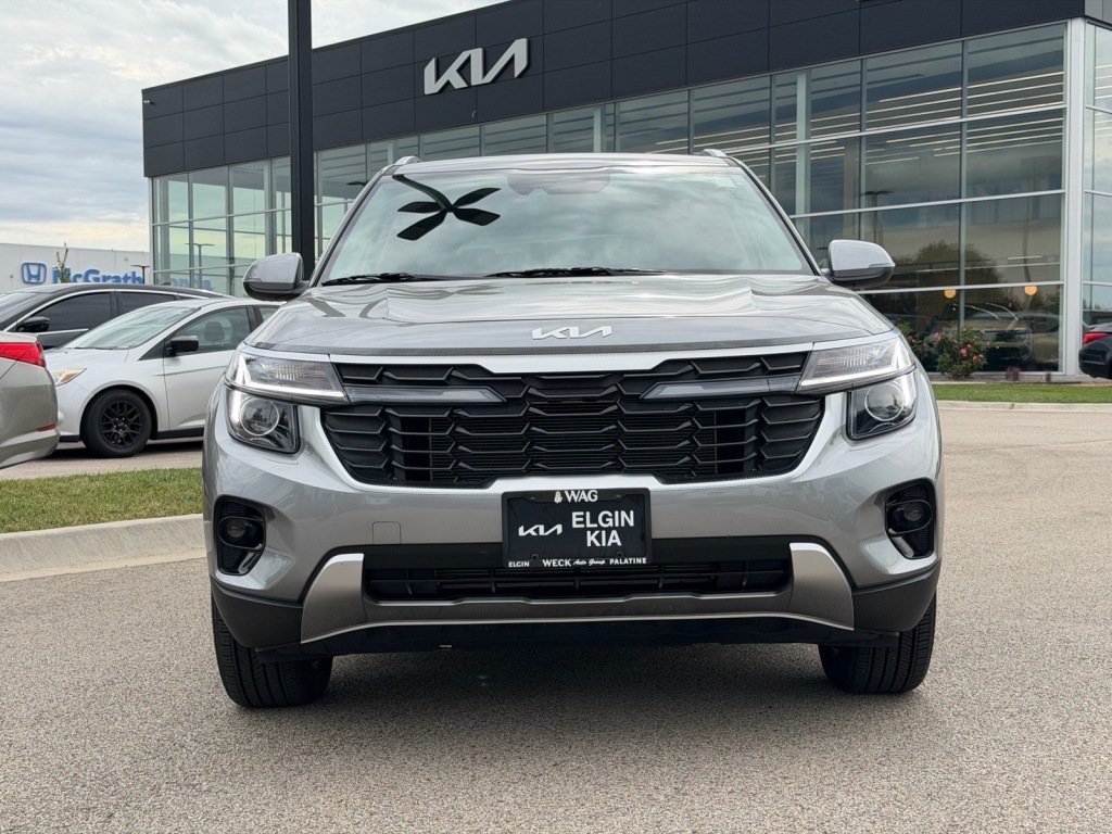 Used 2026 Kia Seltos S AWD/4WD image 2
