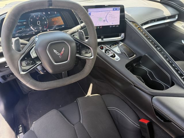 Used 2023 Chevrolet Corvette Stingray Preferred Conv w/ Z51 Performance Package RWD image 17