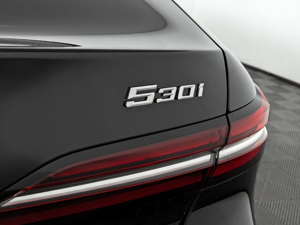 New 2026 BMW 530i xDrive w/ Premium Package image 7