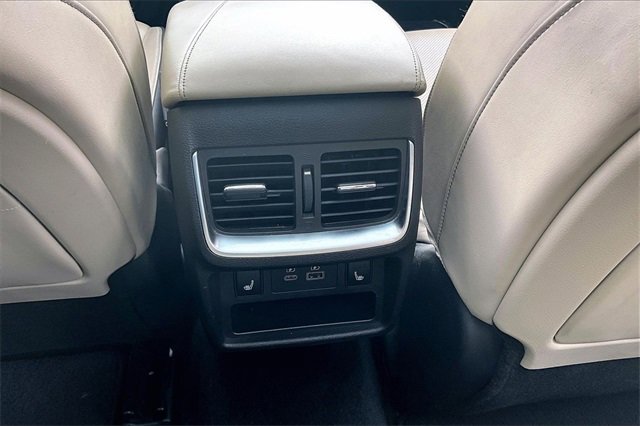 Used 2022 INFINITI QX50 Sensory image 10