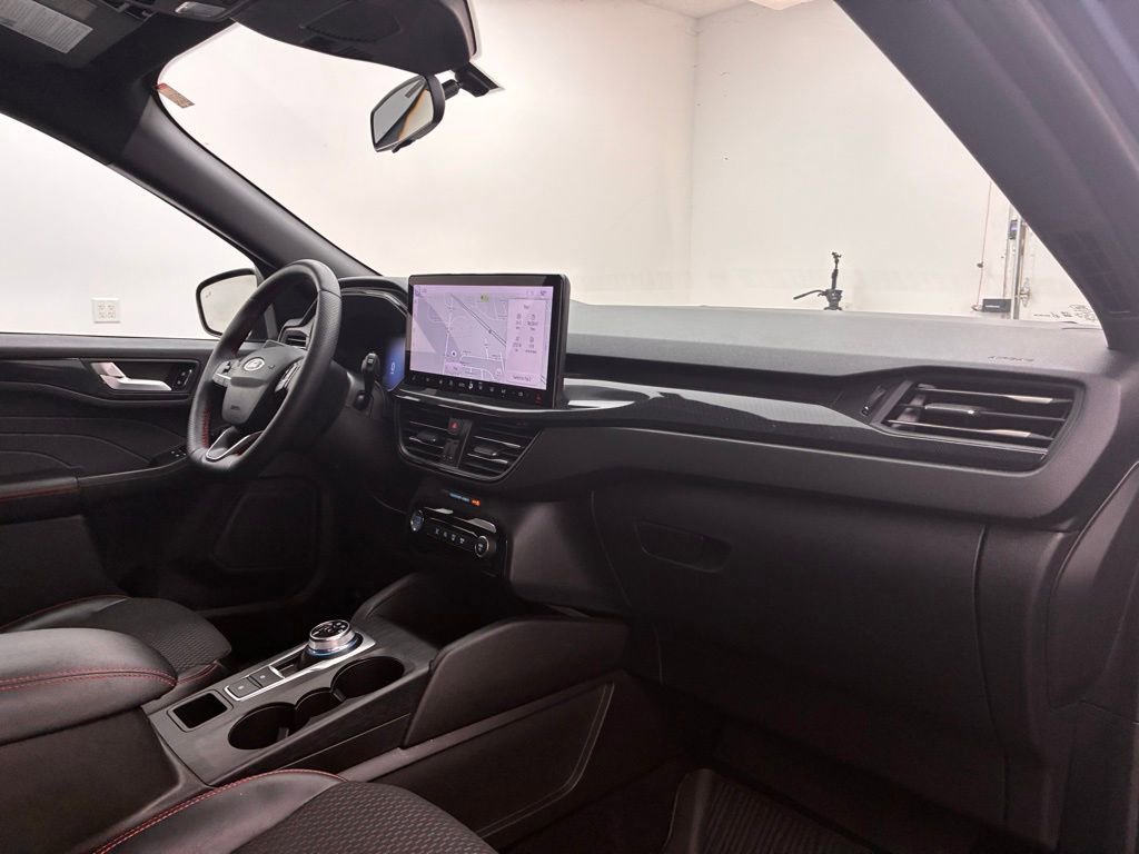 Certified 2023 Ford Escape ST-Line Select w/ Tech Pack #1 image 27