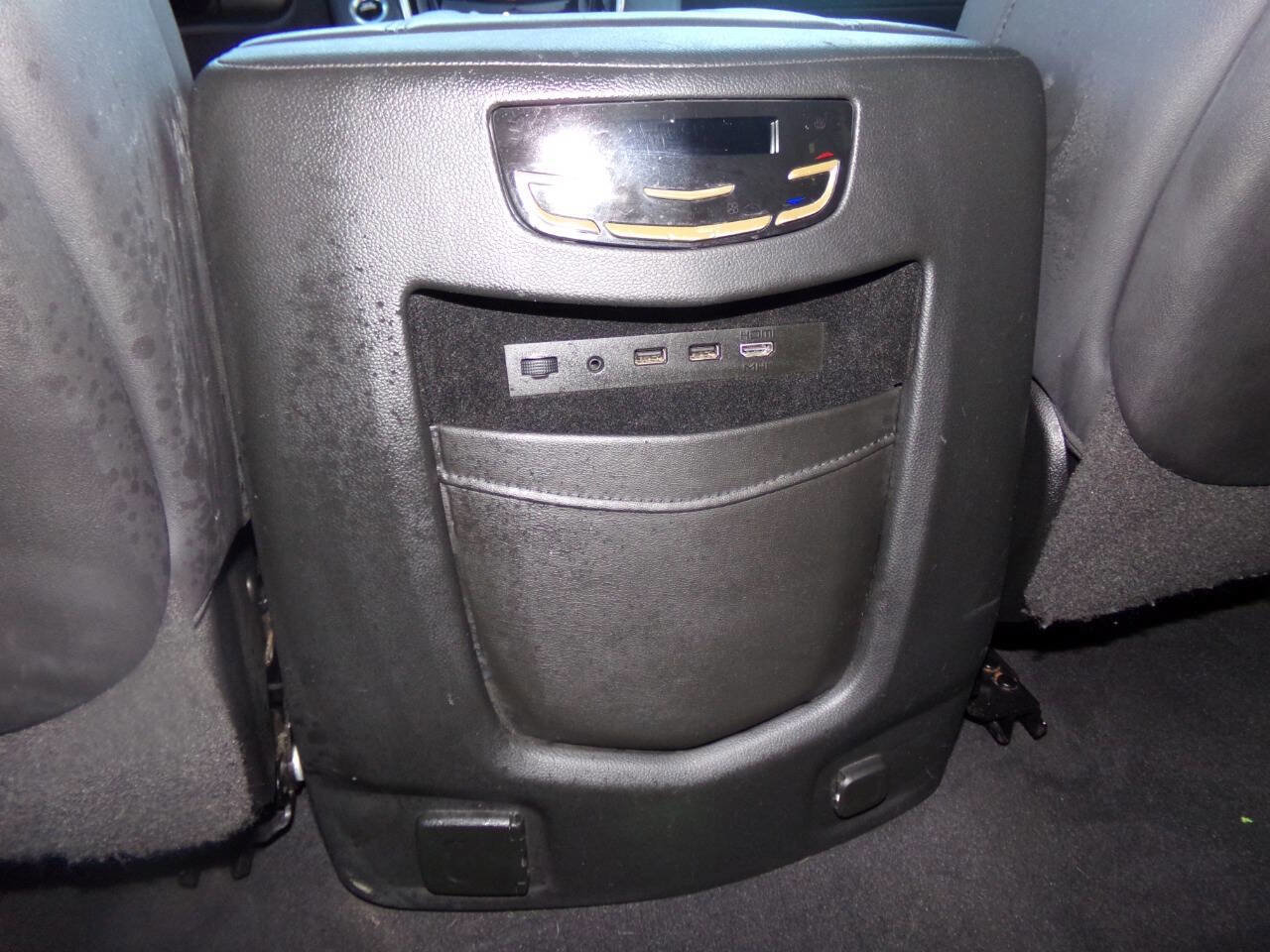 Used 2019 Cadillac Escalade ESV Luxury image 20