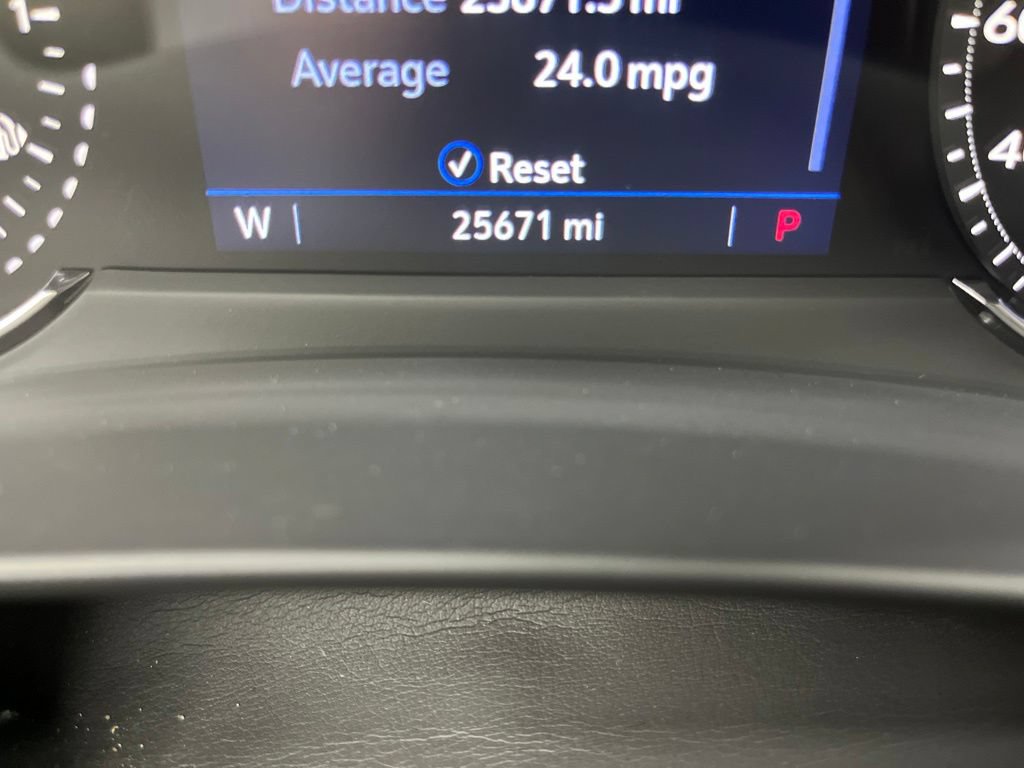 Used 2019 Cadillac XT4 Sport w/ Driver Awareness Package FWD image 16