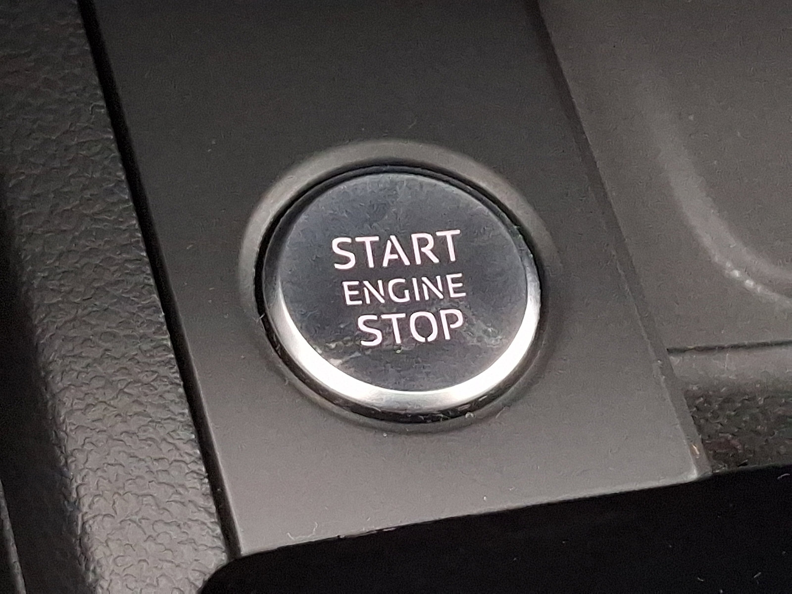 Used 2023 Audi A4 2.0T Premium w/ Convenience Package image 24