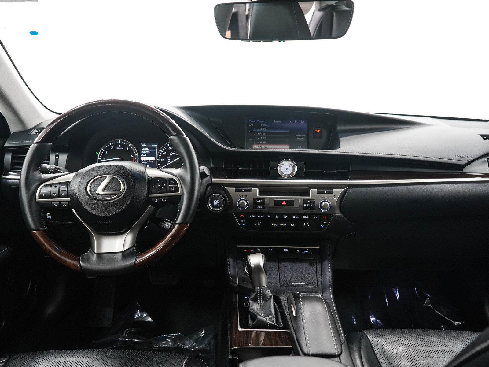 Used 2017 Lexus ES 350 w/ Luxury Package FWD image 13