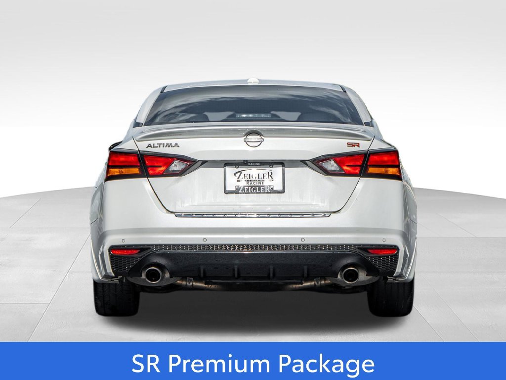Used 2023 Nissan Altima 2.5 SR w/ SR Premium Package FWD image 6