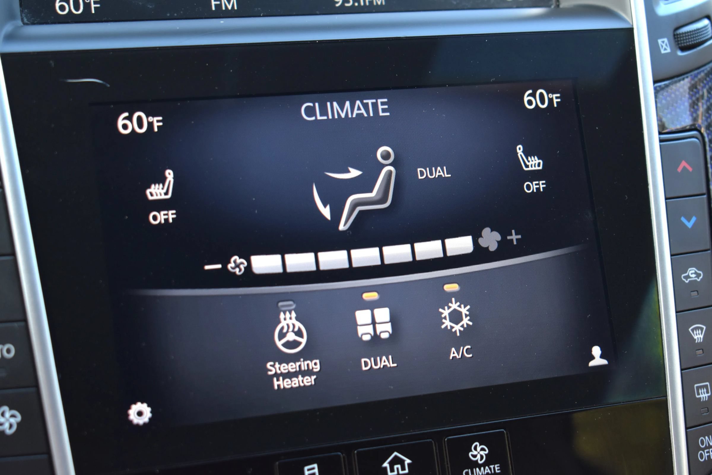 Used 2017 INFINITI Q60 Red Sport 400 RWD image 27
