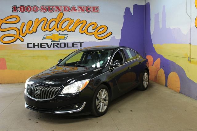 Used 2017 Buick Regal Premium w/ Driver Confidence Package #1 FWD image 2