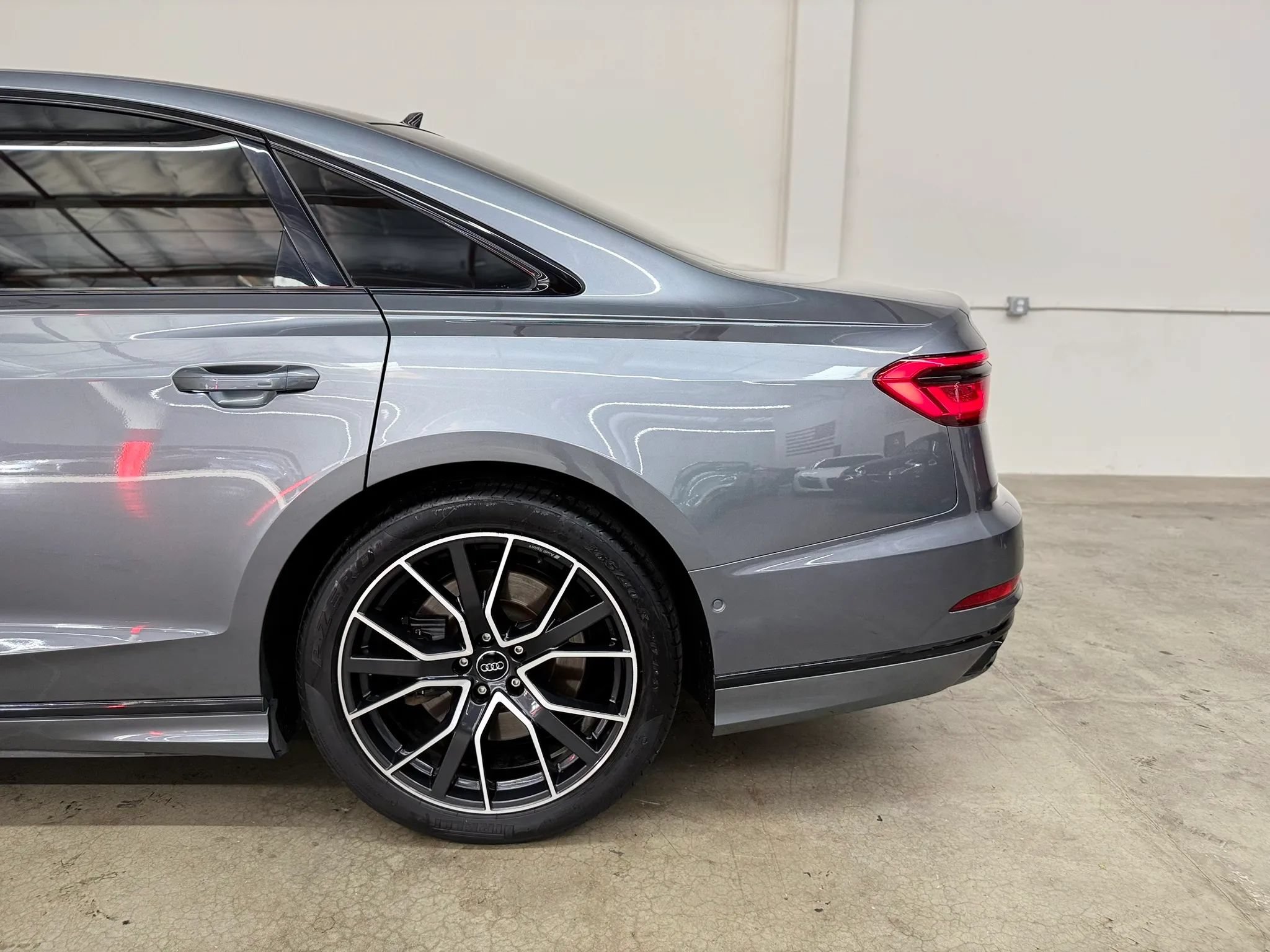 Used 2020 Audi A8 L 4.0T w/ Executive Package AWD/4WD image 10
