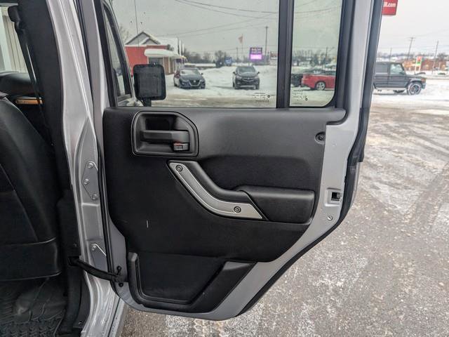 Used 2015 Jeep Wrangler Unlimited Sport image 17