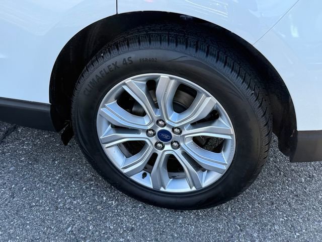 Certified 2020 Ford Edge Titanium AWD/4WD image 5