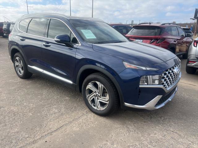 Used 2022 Hyundai Santa Fe SEL w/ Convenience + Premium Package image 2