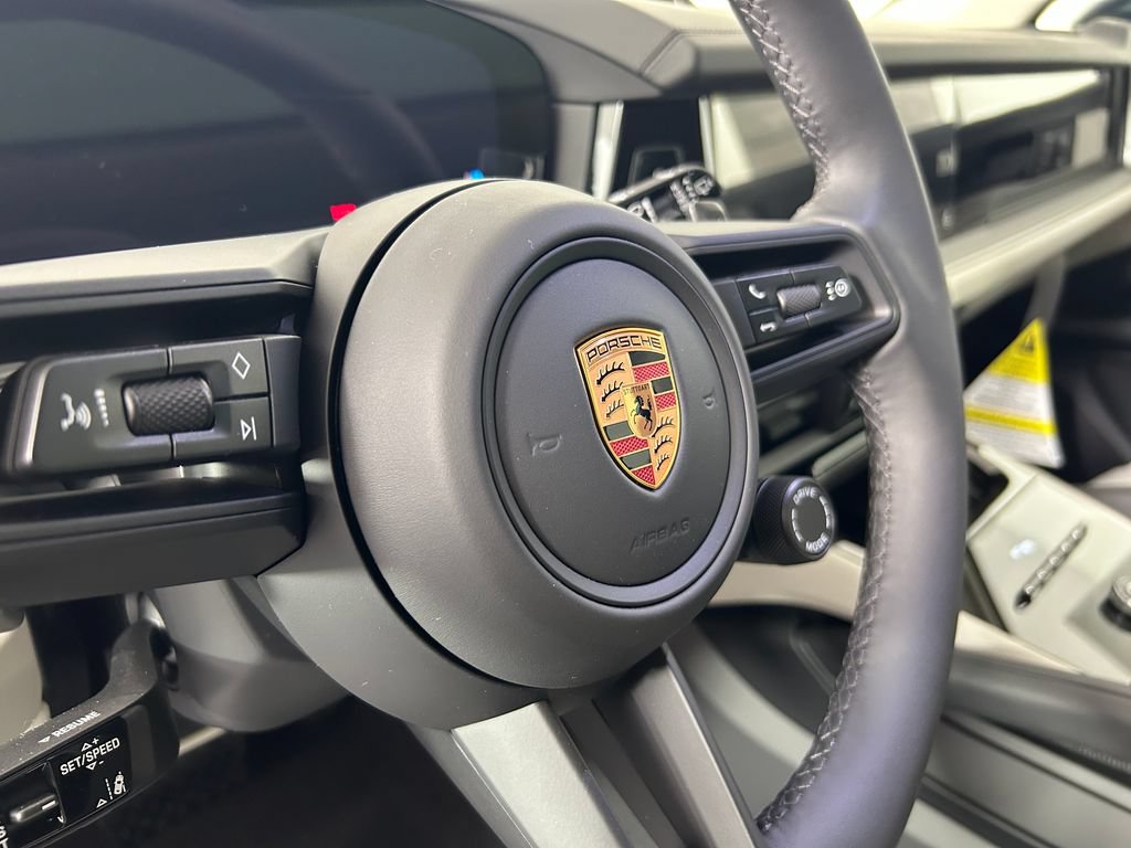 New 2026 Porsche Cayenne AWD/4WD image 18