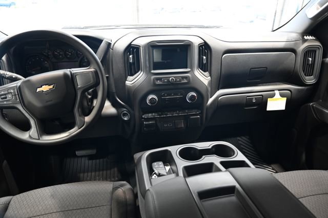 New 2026 Chevrolet Silverado 2500 Custom w/ Custom Value Package AWD/4WD image 15