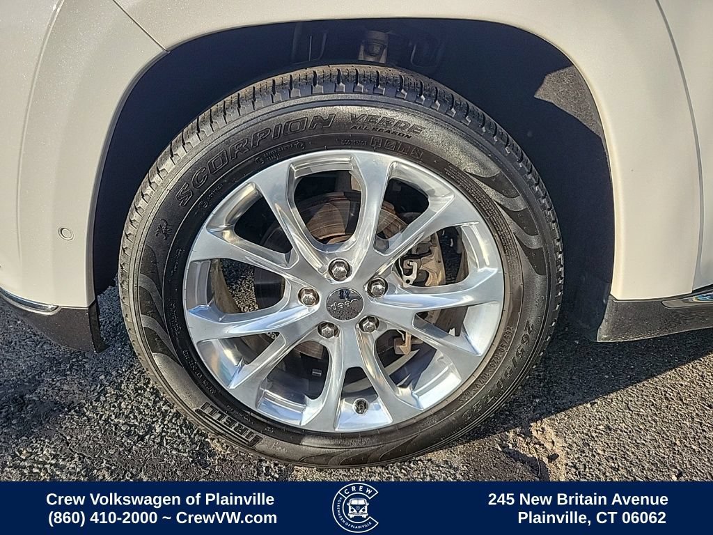 Used 2019 Jeep Grand Cherokee Summit AWD/4WD image 18