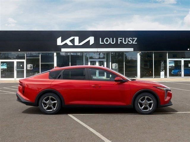 New 2026 Kia K4 FWD image 7