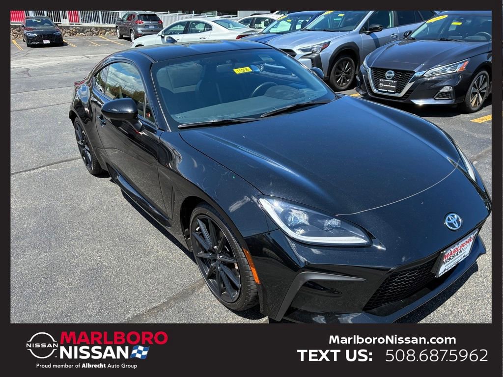 Used 2024 Toyota GR86 Premium RWD image 1