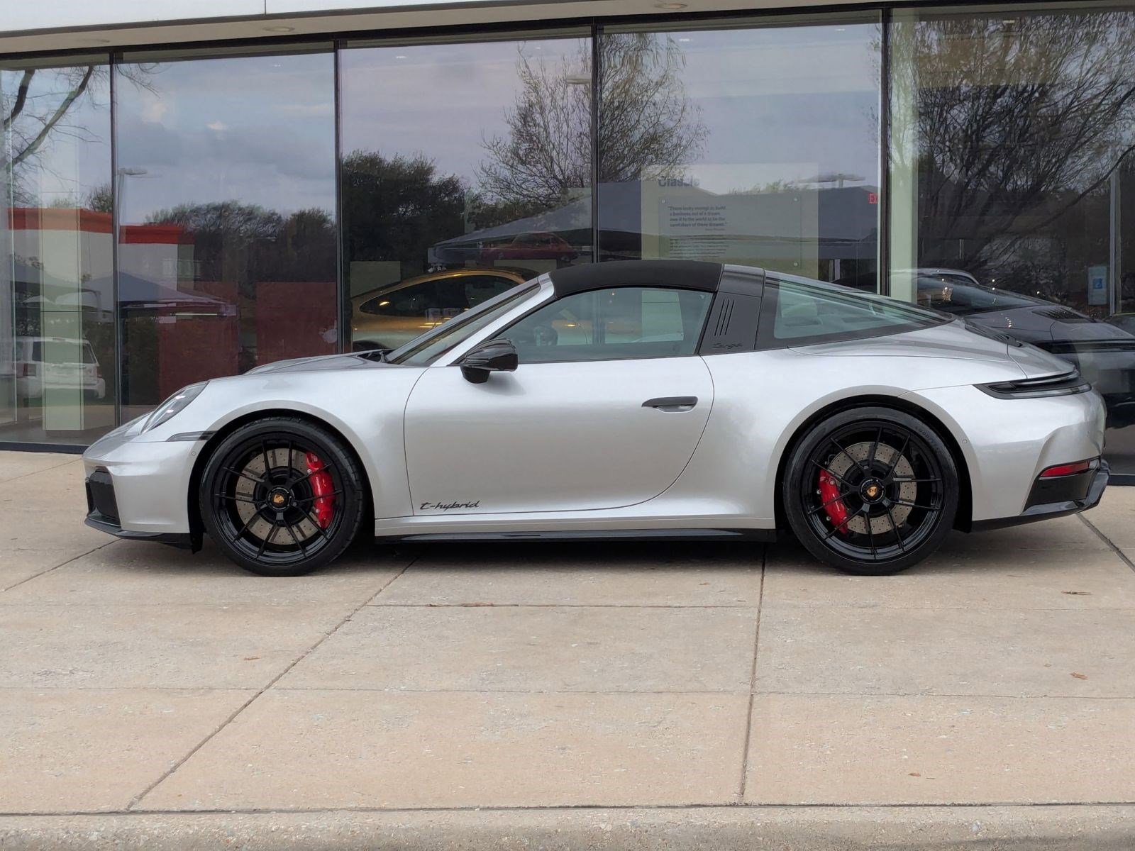 Certified 2026 Porsche 911 Targa 4 GTS image 2