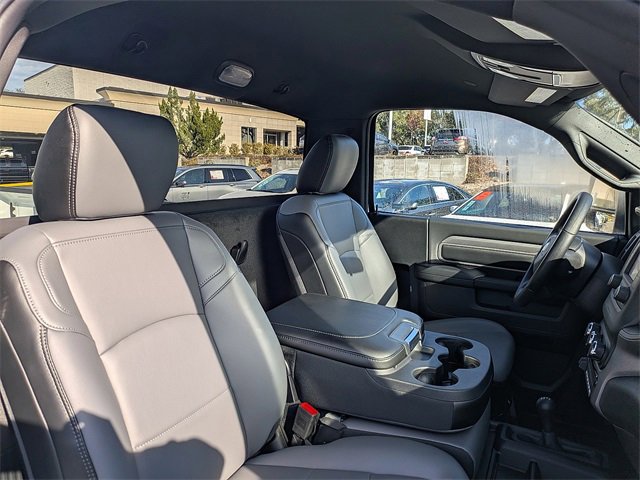 Used 2024 RAM 2500 Tradesman w/ Chrome Appearance Group image 14