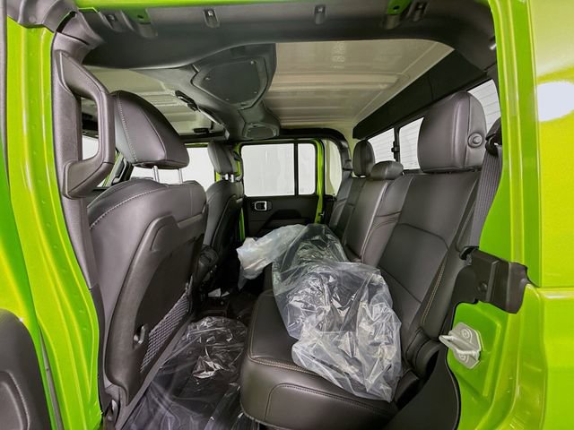 New 2025 Jeep Gladiator Sport w/ Premium Package image 24