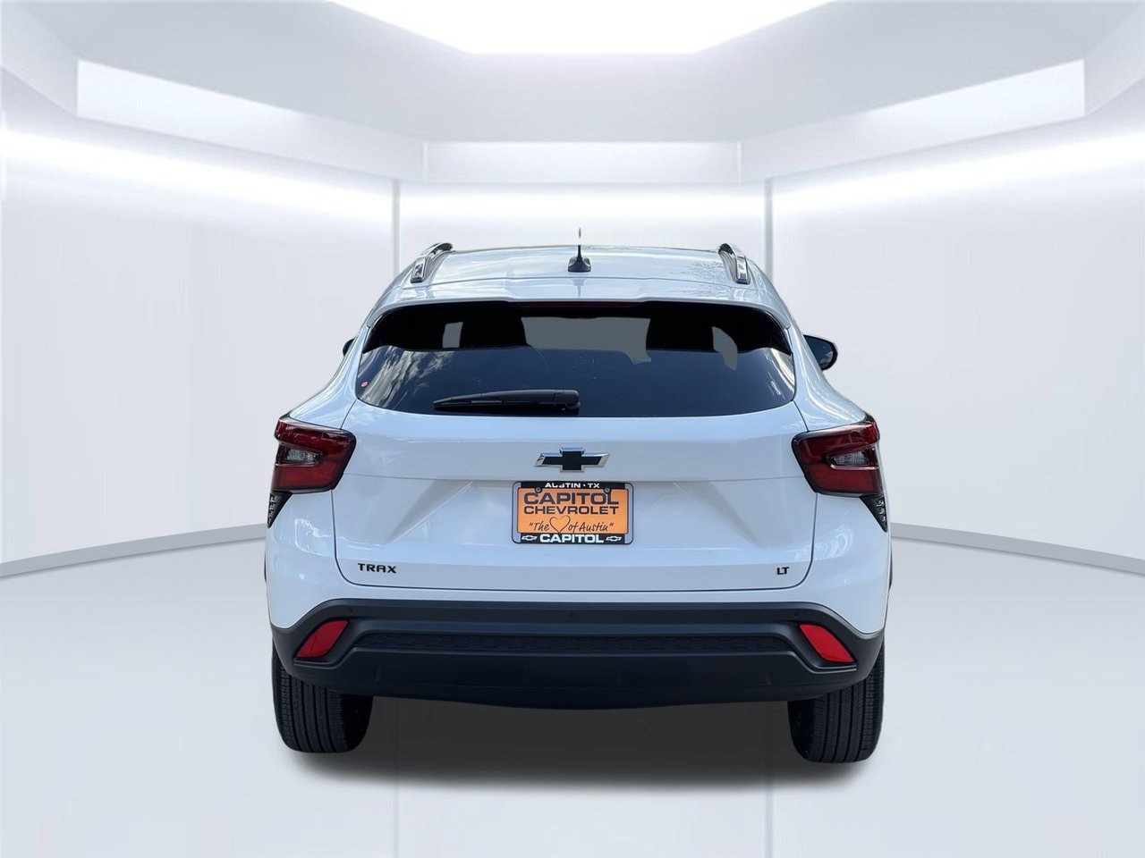 New 2026 Chevrolet Trax LT w/ Driver Confidence Package FWD image 4