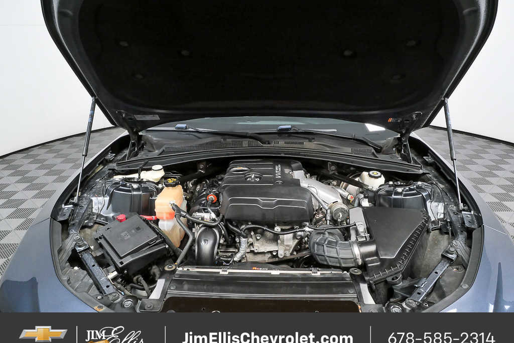 Used 2019 Chevrolet Camaro LT w/ Technology Package image 24