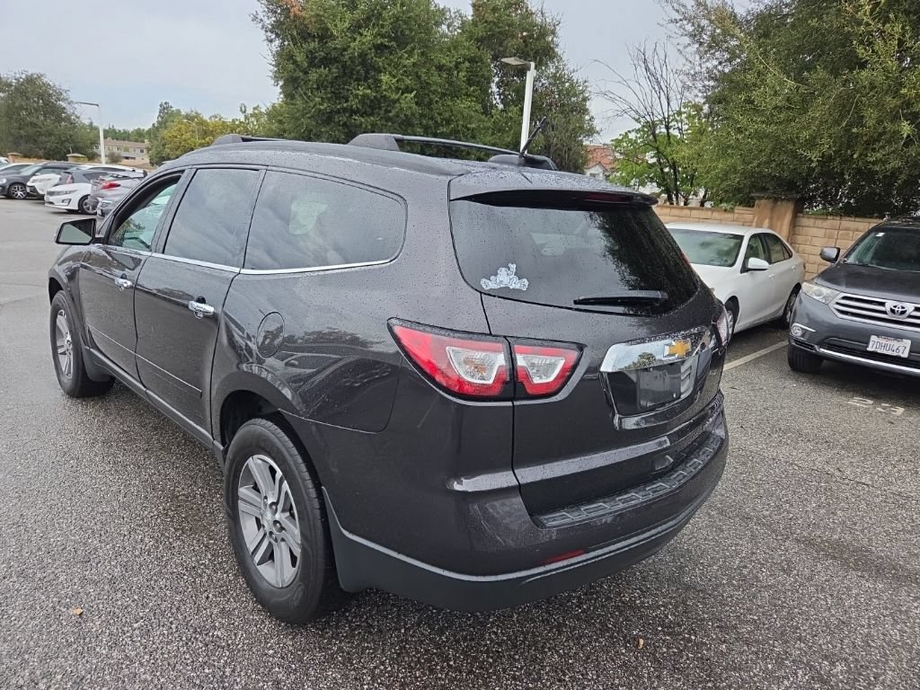 Used 2016 Chevrolet Traverse LT FWD image 3