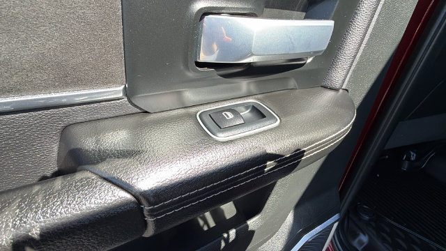 Used 2020 RAM 2500 Laramie AWD/4WD image 18