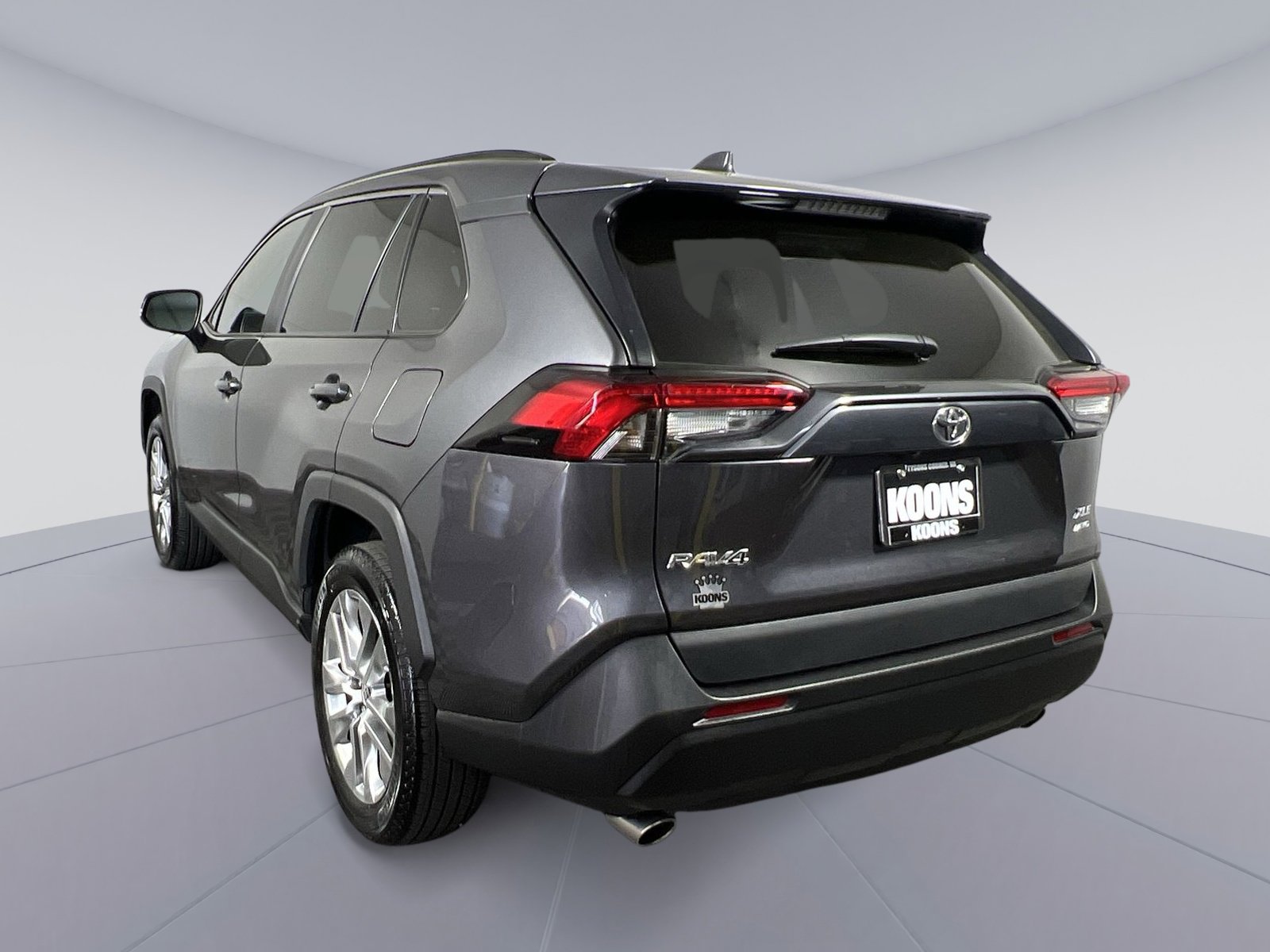 Used 2024 Toyota RAV4 XLE Premium w/ Weather Package image 8
