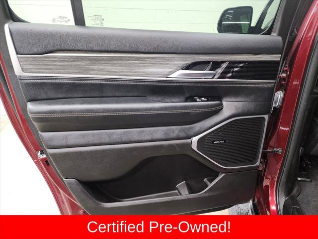 Certified 2024 Jeep Wagoneer L Series III w/ Flexible Seating Group AWD/4WD image 23