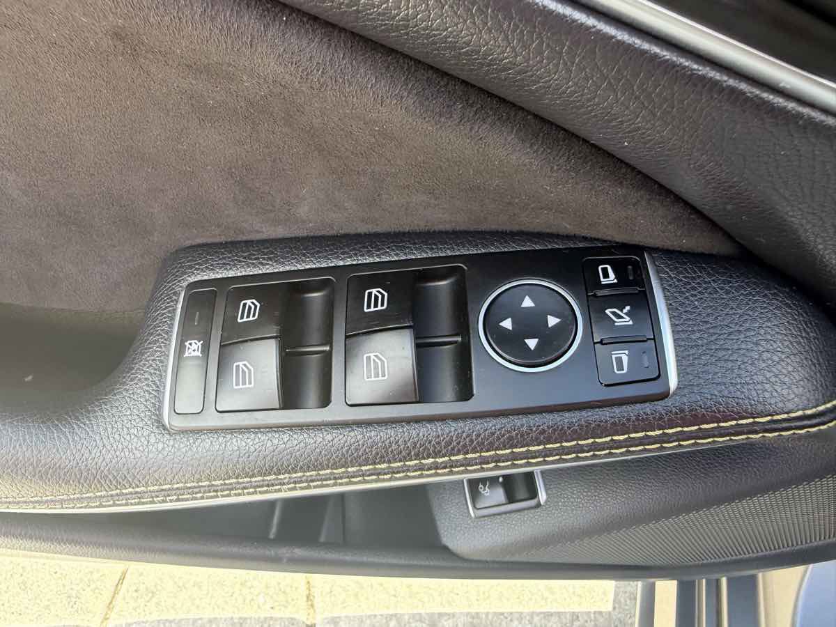Used 2014 Mercedes-Benz CLA 250 4MATIC w/ Edition 1 Package image 12