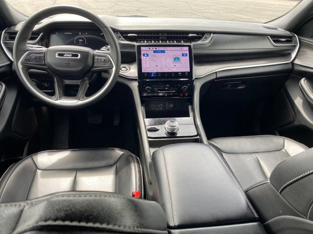 Used 2024 Jeep Grand Cherokee Limited AWD/4WD image 5