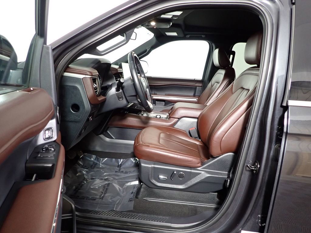 Used 2024 Ford Expedition Max Limited image 24