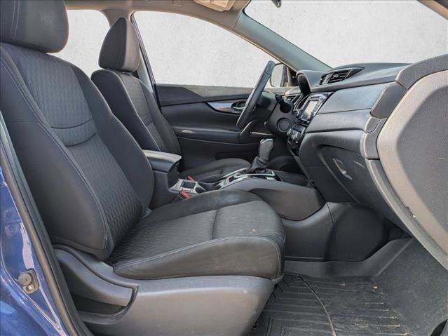 Used 2019 Nissan Rogue SV image 16