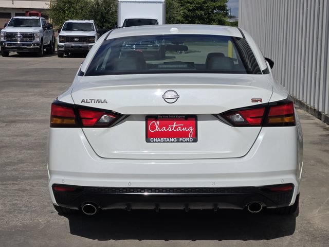 Used 2025 Nissan Altima 2.5 SR w/ SR Premium Package FWD image 9