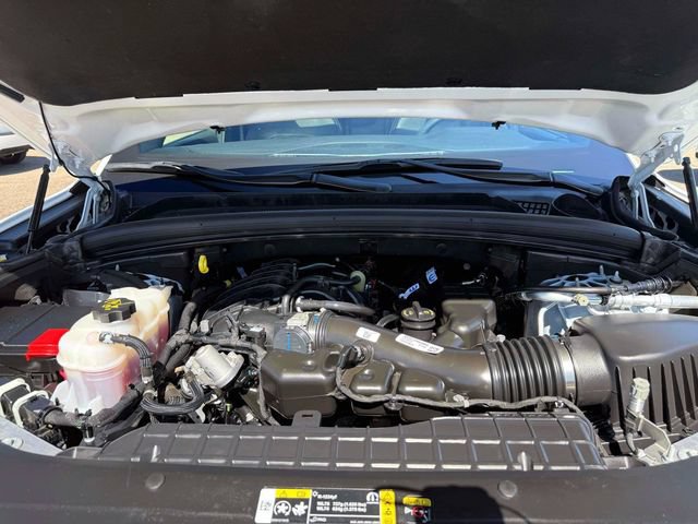 Certified 2024 Jeep Grand Cherokee Altitude AWD/4WD image 20