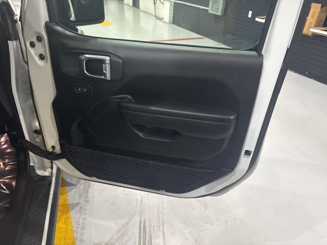 Used 2020 Jeep Wrangler Unlimited Willys image 37