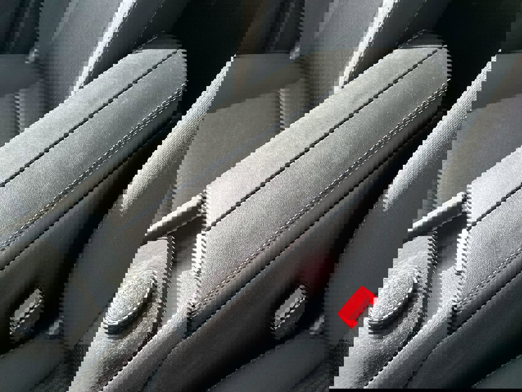 Used 2024 Nissan Rogue SV image 20