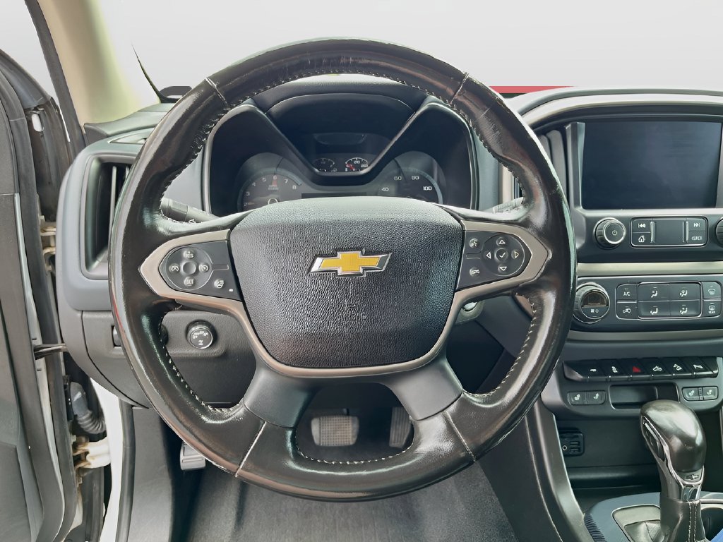Used 2022 Chevrolet Colorado Z71 AWD/4WD image 11
