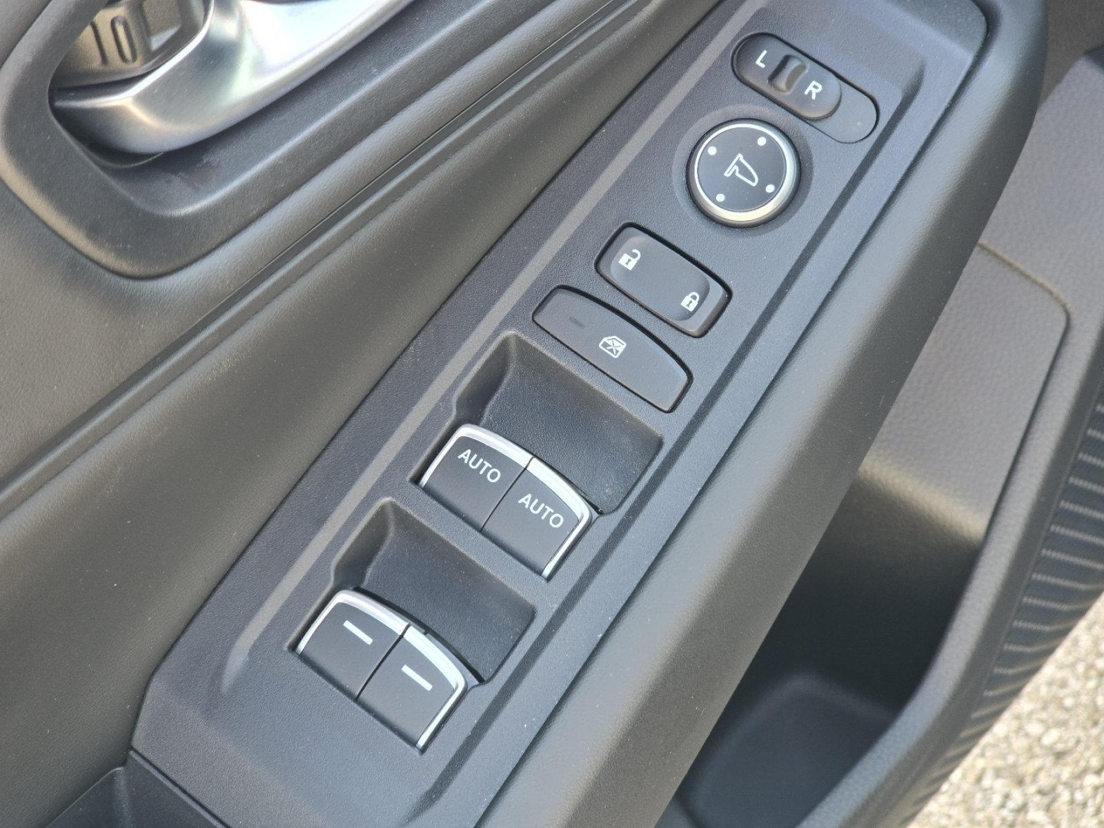 Used 2024 Honda Accord EX image 26