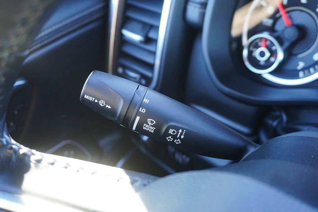 Used 2023 RAM 1500 Laramie image 25