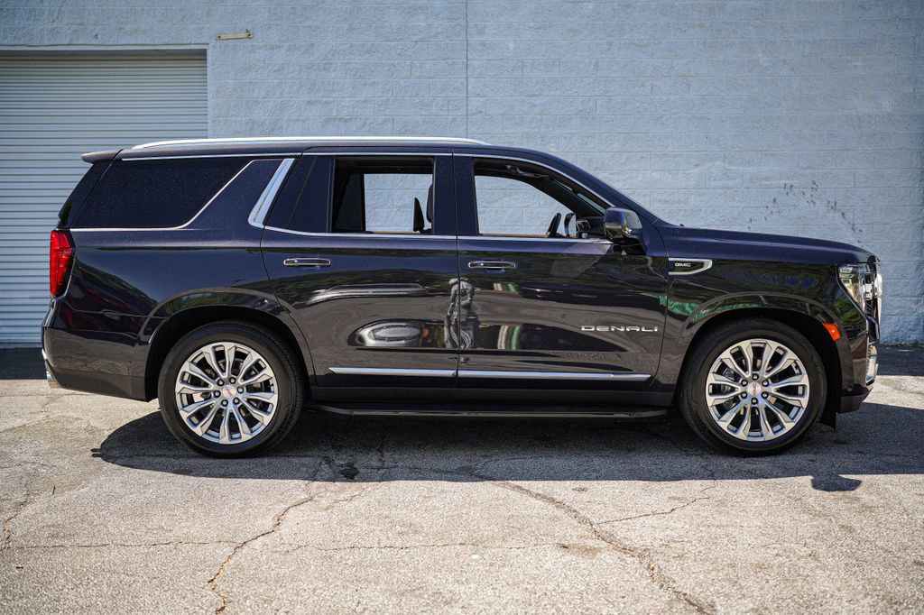 Used 2024 GMC Yukon Denali w/ Advanced Technology Package AWD/4WD image 18