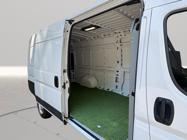 Used 2024 RAM ProMaster 3500 w/ Safety Group image 29