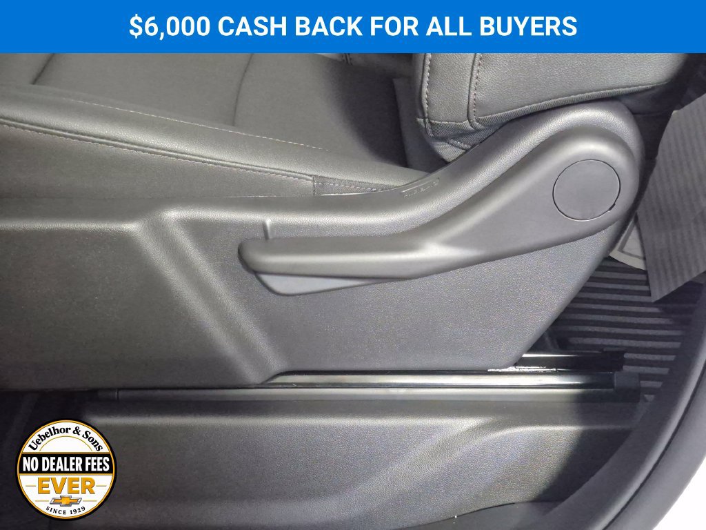New 2026 Chevrolet Silverado 1500 W/T w/ WT Value Package AWD/4WD image 17