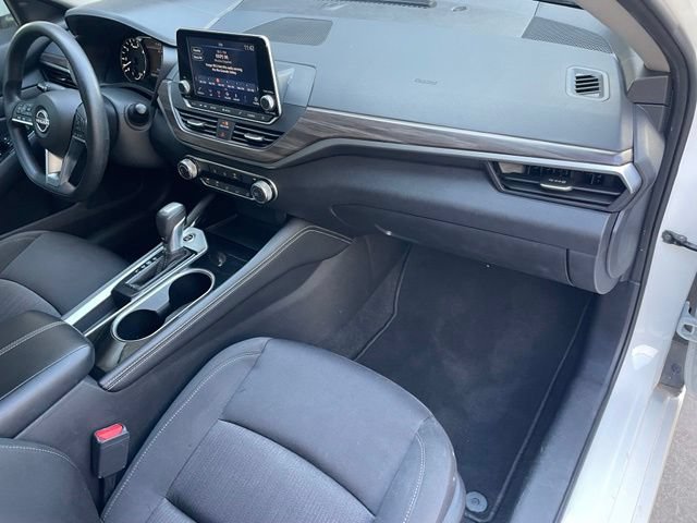 Used 2023 Nissan Altima 2.5 SV FWD image 17